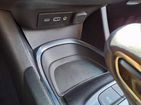 Used 2024 Chevrolet Malibu LT FWD image 15