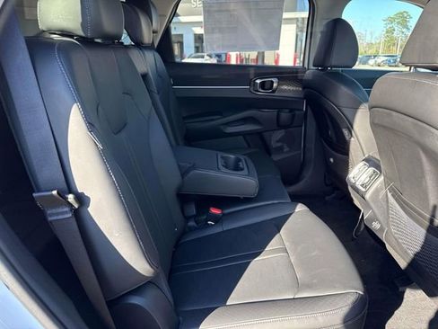 New 2026 Kia Sorento S w/ S Panoramic Sunroof Package FWD image 15