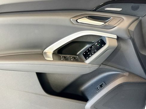 New 2025 Audi Q5 Premium Plus image 15