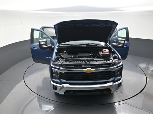 New 2026 Chevrolet Silverado 2500 LT w/ Convenience Package image 12