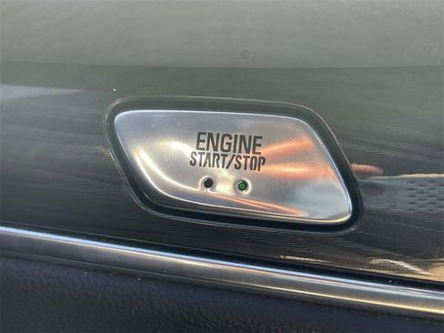 Used 2024 Buick Enclave Premium image 27