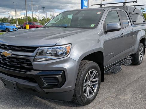 Used 2021 Chevrolet Colorado W/T w/ Custom Special Edition AWD/4WD image 4