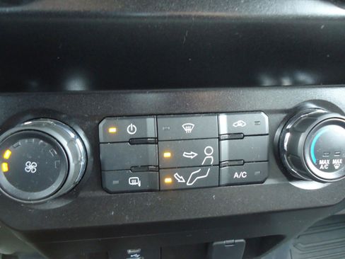 Used 2022 Ford F250 XLT w/ XLT Value Package image 21