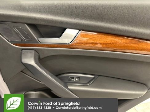 Used 2023 Audi Q5 2.0T Premium image 14