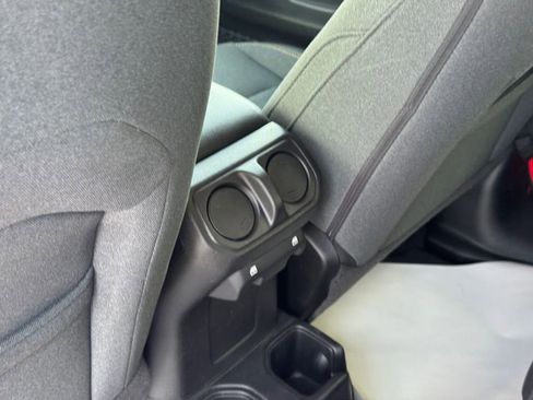 Used 2024 Jeep Wrangler Sport S image 16