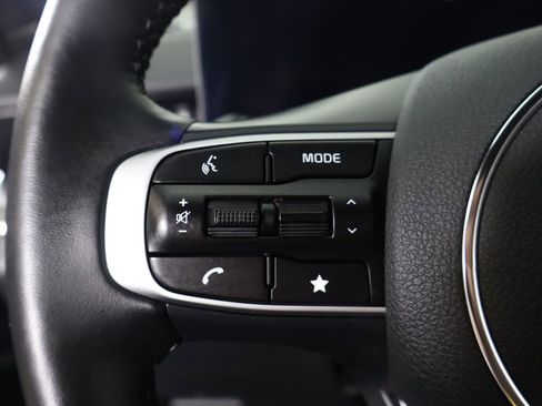 Used 2025 Kia K5 EX image 44