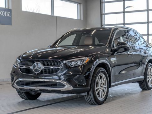 Used 2023 Mercedes-Benz GLC 300 image 23
