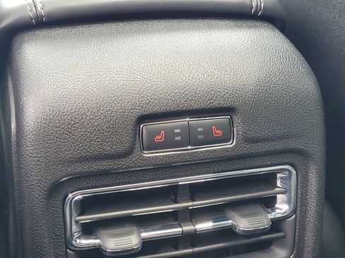 Used 2022 Lincoln Corsair AWD w/ Premium Package image 16