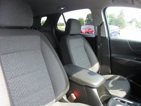 Used 2022 Chevrolet Equinox LT image 12