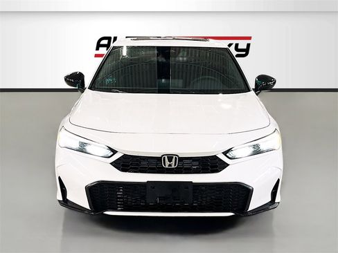 Used 2025 Honda Civic Sport image 2