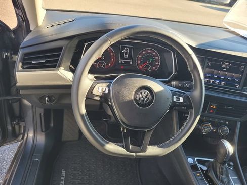 Used 2021 Volkswagen Jetta SE w/ SE Cold Weather Package image 30