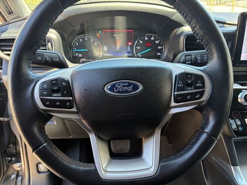 Used 2023 Ford Explorer Limited RWD image 31