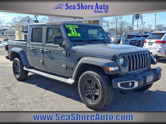 Used 2021 Jeep Gladiator Sport video 1