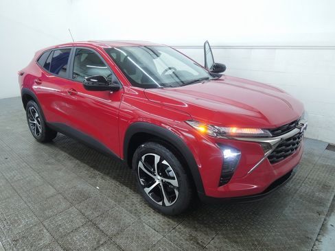 New 2026 Chevrolet Trax RS image 1