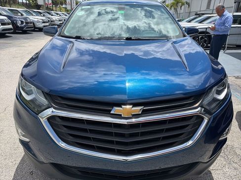Used 2019 Chevrolet Equinox LT FWD image 2