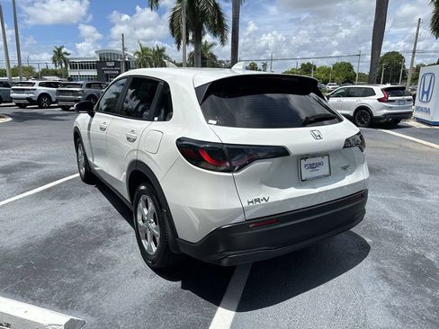 Certified 2024 Honda HR-V LX image 6