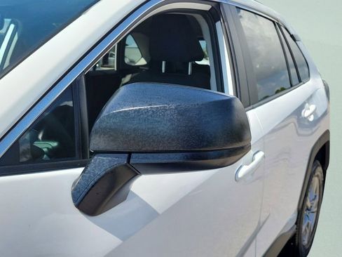 Used 2024 Toyota RAV4 LE AWD/4WD image 28