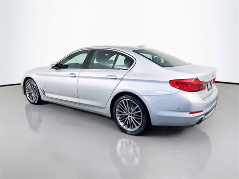 Used 2019 BMW 530i w/ Convenience Package image 7