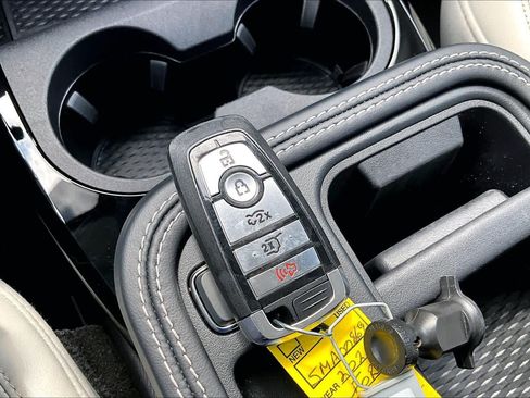 Used 2025 Ford Mustang Mach-E Premium RWD image 14