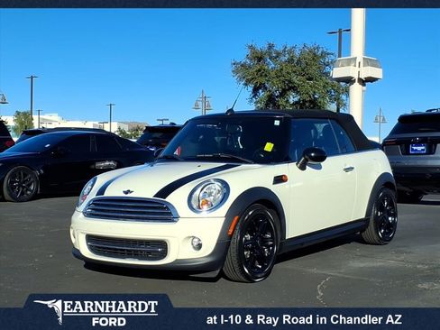Used 2015 MINI Cooper Convertible image 1