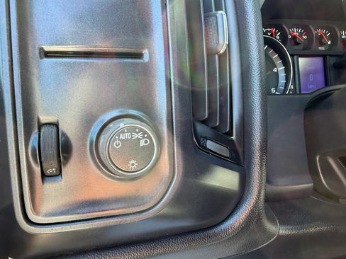 Used 2016 Chevrolet Silverado 3500 W/T w/ WT Convenience Package AWD/4WD image 29