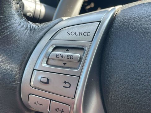 Used 2016 Nissan Altima 3.5 SL w/ 3.5 Technology Package FWD image 22