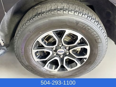 Used 2024 Ford Expedition Max XLT image 32