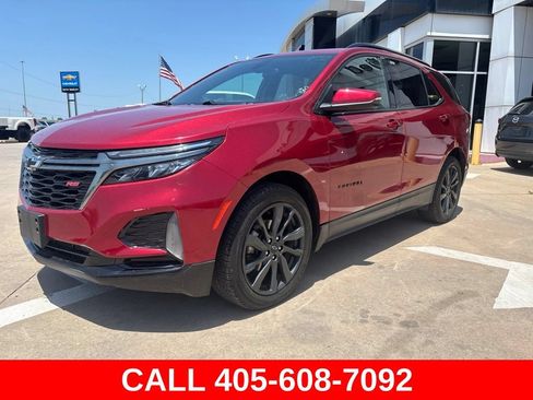 Used 2022 Chevrolet Equinox RS w/ RS Leather Package FWD image 2