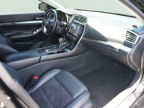 Used 2017 Nissan Maxima SR w/ Midnight Edition FWD image 17