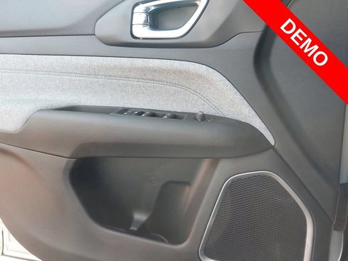 New 2025 Jeep Compass Sport AWD/4WD image 28