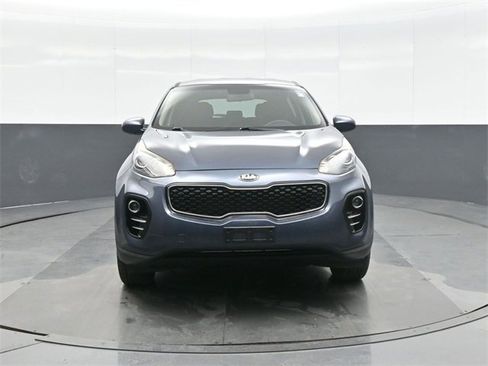 Used 2019 Kia Sportage LX image 2