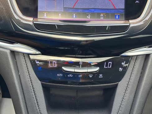 Used 2023 Cadillac XT6 Sport w/ Platinum Package AWD/4WD image 23