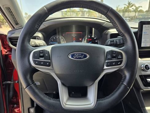Used 2023 Ford Explorer XLT RWD image 20