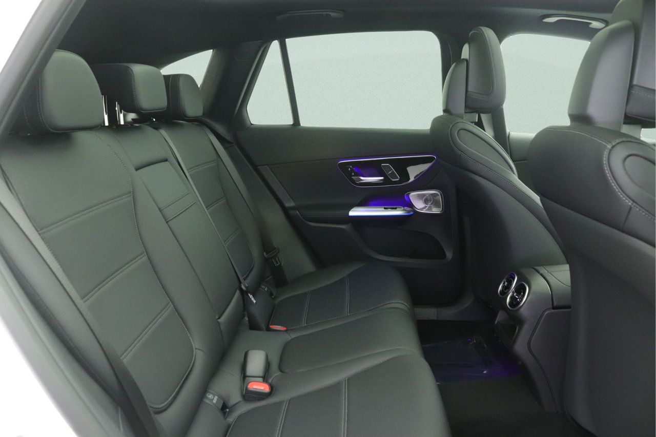 New 2027 Mercedes-Benz GLC 300 image 8