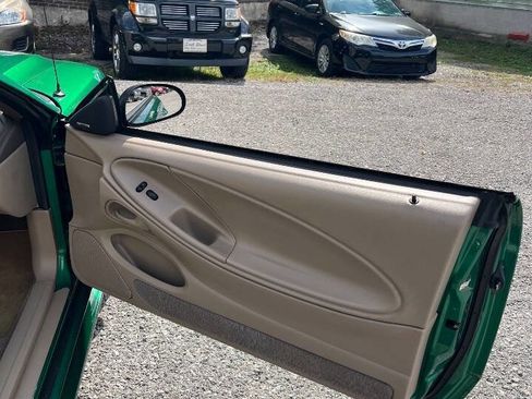 Used 1999 Ford Mustang Cobra image 16