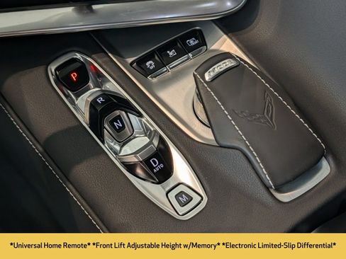 Used 2022 Chevrolet Corvette Stingray Preferred Cpe w/ Z51 Performance Package RWD image 9