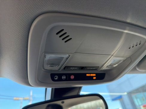 Used 2018 Chevrolet Malibu LT image 46