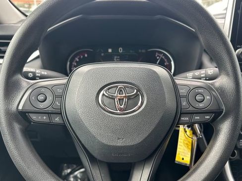 Certified 2024 Toyota RAV4 LE image 28