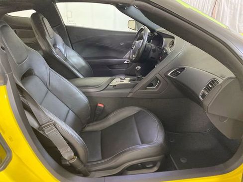 Used 2019 Chevrolet Corvette Z06 RWD image 25