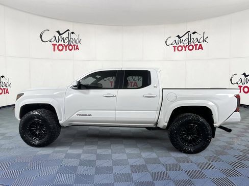 New 2026 Toyota Tacoma SR5 image 4