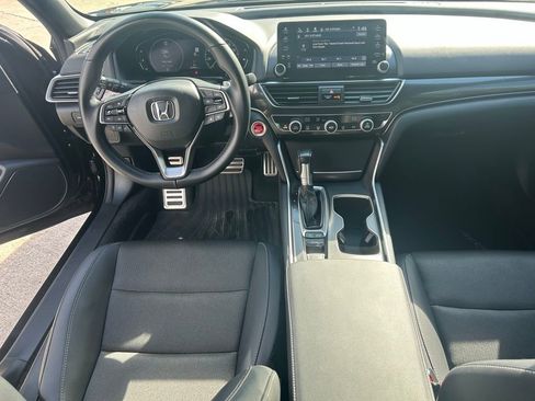 Used 2022 Honda Accord Sport image 9