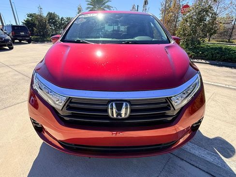 Used 2023 Honda Odyssey Touring image 16