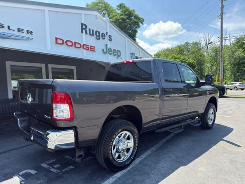 Used 2024 RAM 2500 Tradesman w/ Chrome Appearance Group AWD/4WD image 3
