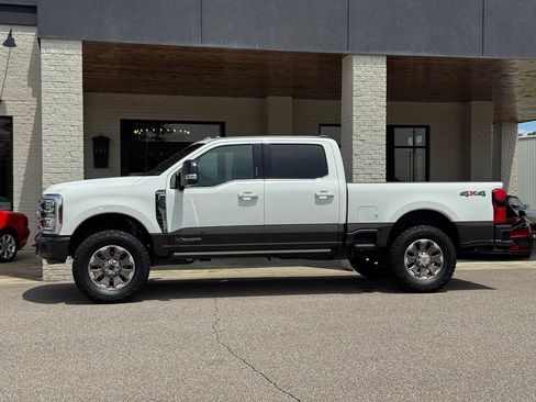 Used 2024 Ford F250 King Ranch AWD/4WD image 6