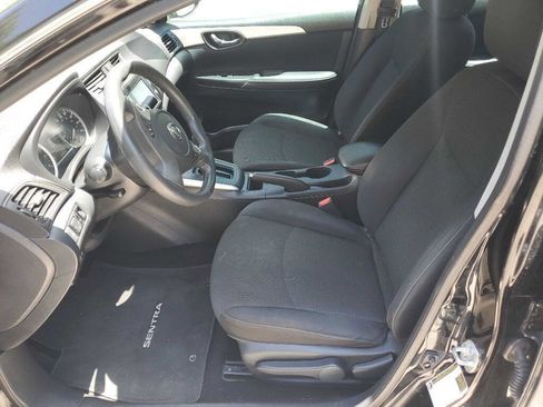Used 2019 Nissan Sentra S image 17