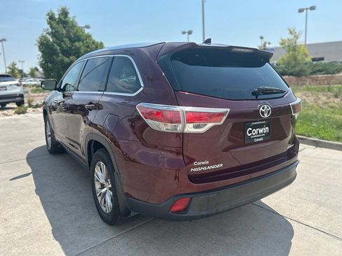 Used 2015 Toyota Highlander XLE AWD/4WD image 5