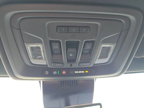 Used 2024 GMC Sierra 1500 Denali Ultimate image 35