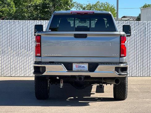New 2026 Chevrolet Silverado 3500 LTZ w/ LTZ Premium Package AWD/4WD image 5