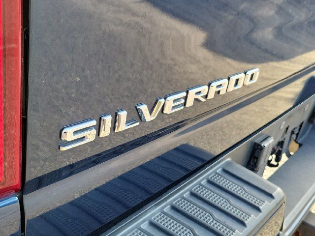 Used 2020 Chevrolet Silverado 2500 High Country w/ Z71 Off-Road Package AWD/4WD image 11