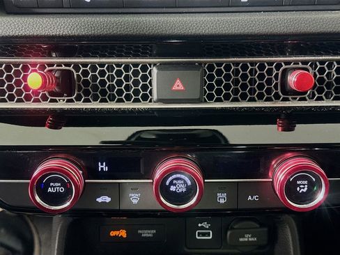 Used 2023 Honda Civic Sport image 17